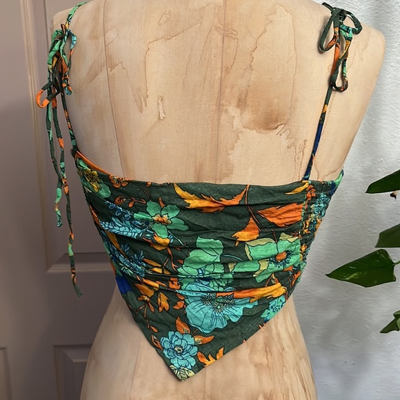 Free People Reversible Halter Top Floral Print Size Large SOLD OUT - Picture 6 of 6